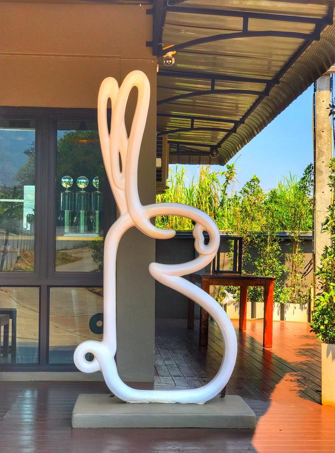ホテルThe Rabbit House トン・パ・プム エクステリア 写真